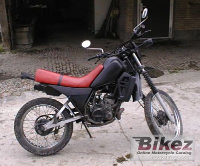 1982 Yamaha DT 125 LC photo